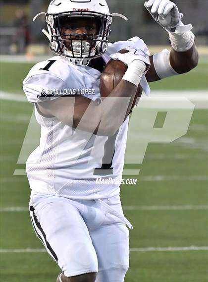 Thumbnail 2 in Narbonne vs. Pittsburg (CIF State D1-A Final) photogallery.