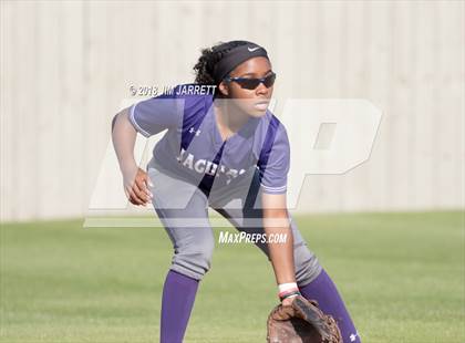 Thumbnail 3 in Madison Central @ DeSoto Central photogallery.