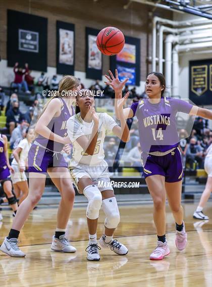 Thumbnail 2 in Sunrise Mountain @ Verrado (AIA 5A Round 1 Playoff) photogallery.