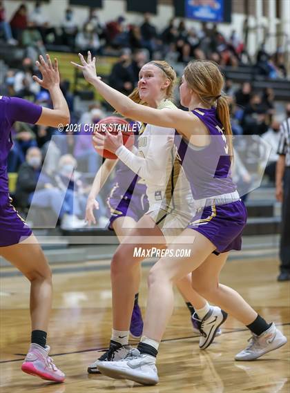 Thumbnail 1 in Sunrise Mountain @ Verrado (AIA 5A Round 1 Playoff) photogallery.