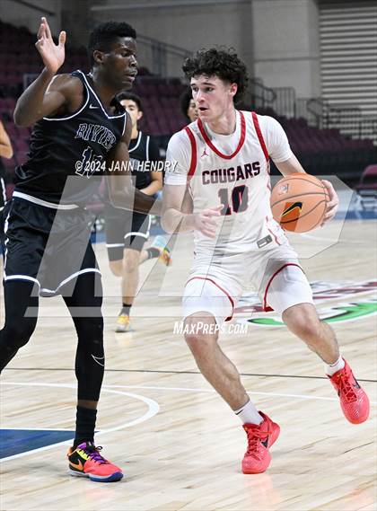 Thumbnail 2 in Riviera Prep vs Coronado (Tarkanian Classic) photogallery.
