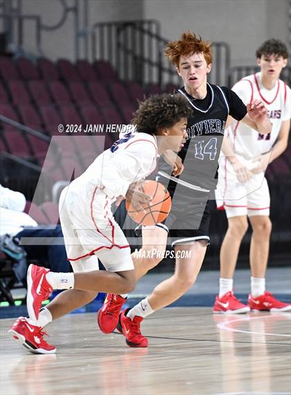 Thumbnail 3 in Riviera Prep vs Coronado (Tarkanian Classic) photogallery.