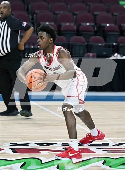 Thumbnail 3 in Riviera Prep vs Coronado (Tarkanian Classic) photogallery.