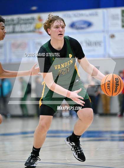 Thumbnail 1 in Vanden vs. Sheldon (Folsom New Year's Challenge) photogallery.