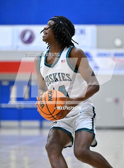 Thumbnail 1 in Vanden vs. Sheldon (Folsom New Year's Challenge) photogallery.