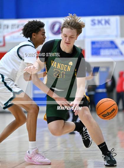 Thumbnail 3 in Vanden vs. Sheldon (Folsom New Year's Challenge) photogallery.