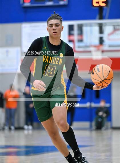 Thumbnail 2 in Vanden vs. Sheldon (Folsom New Year's Challenge) photogallery.