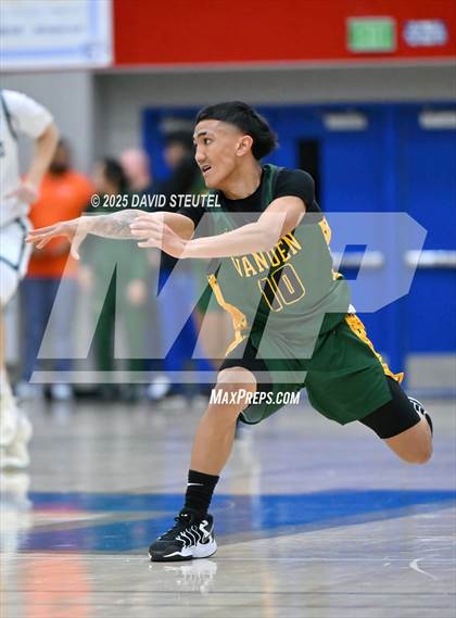 Thumbnail 2 in Vanden vs. Sheldon (Folsom New Year's Challenge) photogallery.