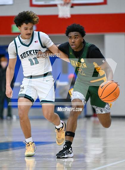 Thumbnail 1 in Vanden vs. Sheldon (Folsom New Year's Challenge) photogallery.
