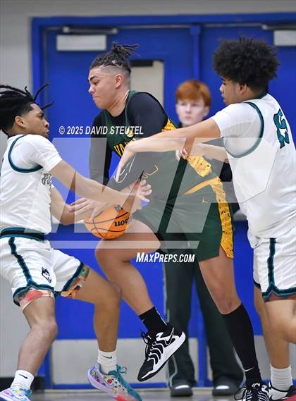 Thumbnail 2 in Vanden vs. Sheldon (Folsom New Year's Challenge) photogallery.