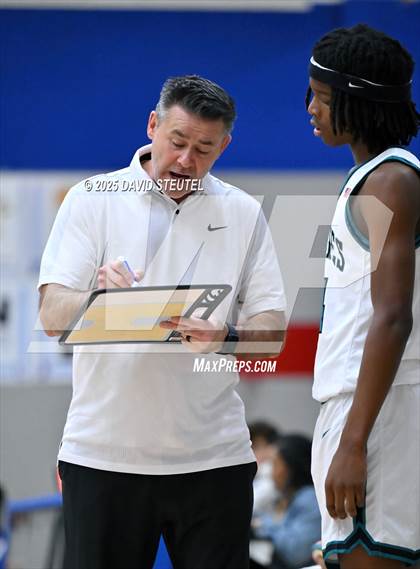 Thumbnail 2 in Vanden vs. Sheldon (Folsom New Year's Challenge) photogallery.