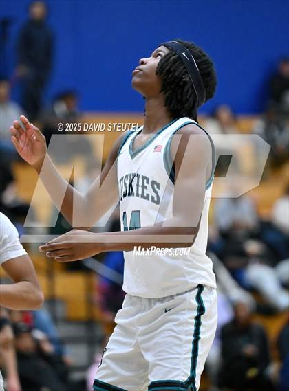 Thumbnail 2 in Vanden vs. Sheldon (Folsom New Year's Challenge) photogallery.