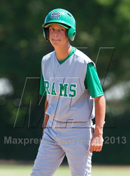 Thumbnail 1 in De La Salle @ St. Mary's (Game 2) photogallery.
