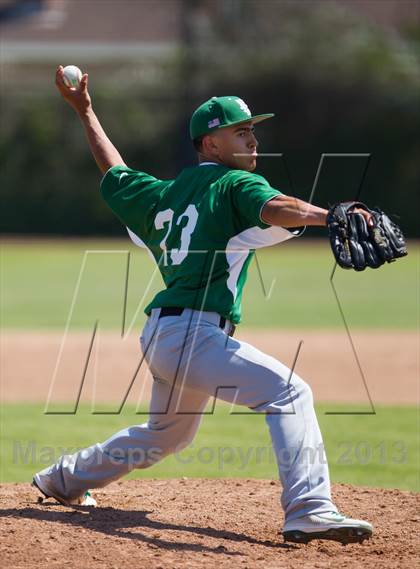 Thumbnail 2 in De La Salle @ St. Mary's (Game 2) photogallery.