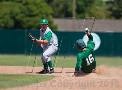 Thumbnail 1 in De La Salle @ St. Mary's (Game 2) photogallery.