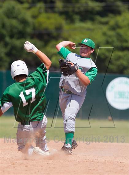 Thumbnail 1 in De La Salle @ St. Mary's (Game 2) photogallery.