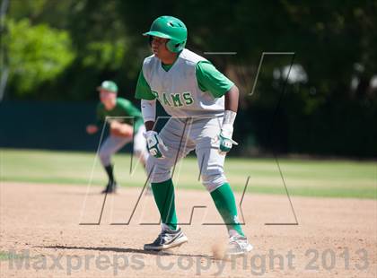 Thumbnail 1 in De La Salle @ St. Mary's (Game 2) photogallery.