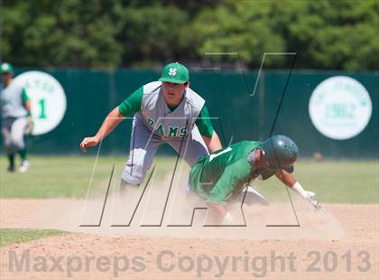 Thumbnail 2 in De La Salle @ St. Mary's (Game 2) photogallery.