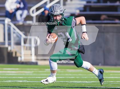 Thumbnail 2 in Lawrence vs. Westhampton Beach (Division III Long Island Championship) photogallery.