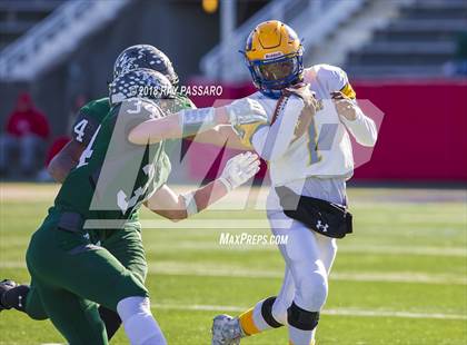 Thumbnail 1 in Lawrence vs. Westhampton Beach (Division III Long Island Championship) photogallery.