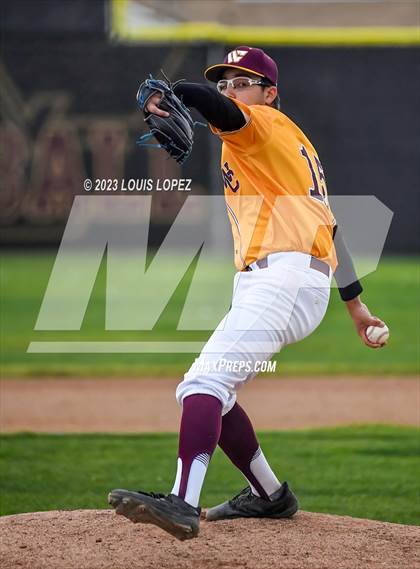 Thumbnail 1 in Alta Loma @ West Covina photogallery.