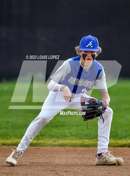 Thumbnail 1 in Alta Loma @ West Covina photogallery.