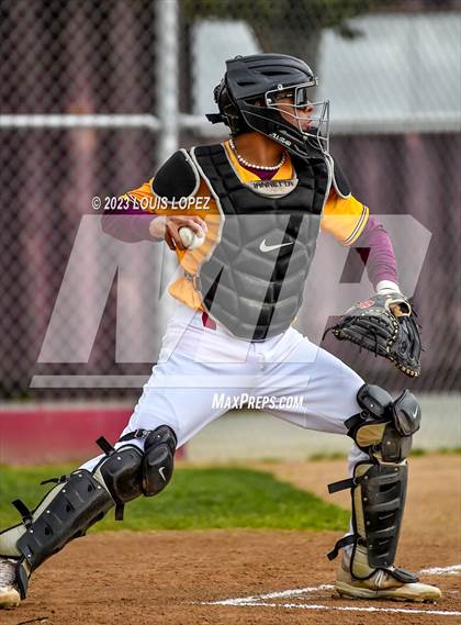Thumbnail 1 in Alta Loma @ West Covina photogallery.