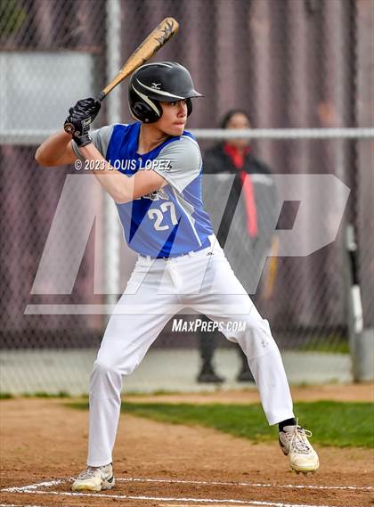 Thumbnail 3 in Alta Loma @ West Covina photogallery.