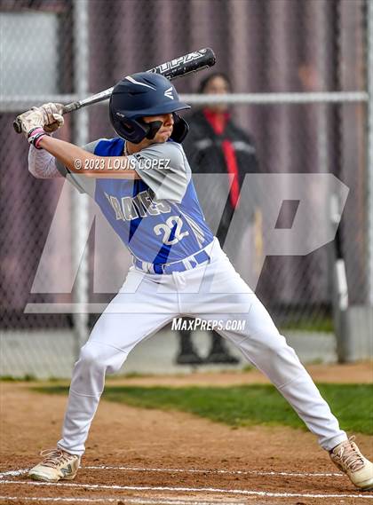 Thumbnail 3 in Alta Loma @ West Covina photogallery.
