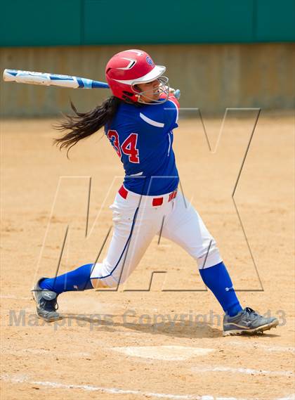 Thumbnail 3 in Leander vs. Gregory-Portland (UIL 4A Region IV Regional Quarter Finals) photogallery.
