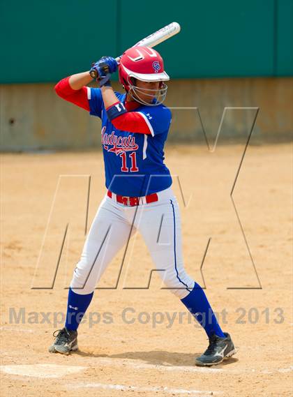 Thumbnail 1 in Leander vs. Gregory-Portland (UIL 4A Region IV Regional Quarter Finals) photogallery.