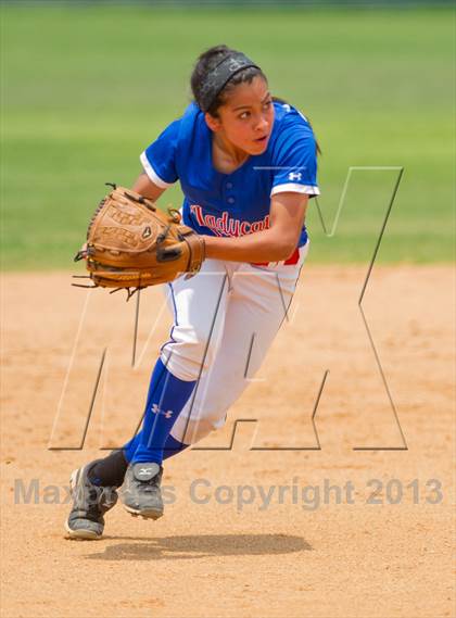 Thumbnail 3 in Leander vs. Gregory-Portland (UIL 4A Region IV Regional Quarter Finals) photogallery.