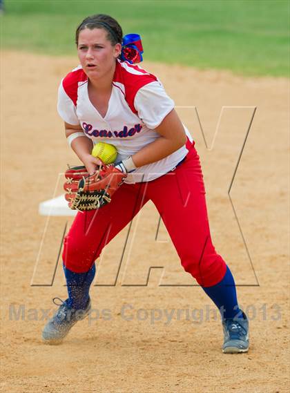 Thumbnail 1 in Leander vs. Gregory-Portland (UIL 4A Region IV Regional Quarter Finals) photogallery.