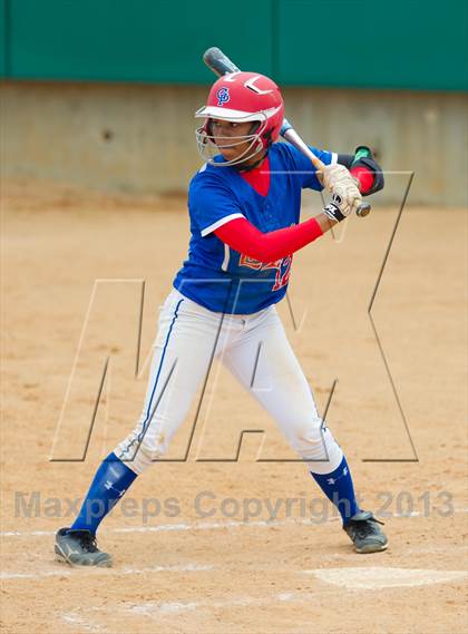 Thumbnail 3 in Leander vs. Gregory-Portland (UIL 4A Region IV Regional Quarter Finals) photogallery.