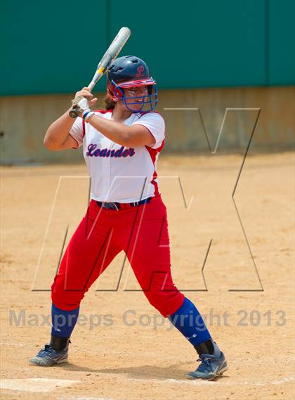 Thumbnail 1 in Leander vs. Gregory-Portland (UIL 4A Region IV Regional Quarter Finals) photogallery.