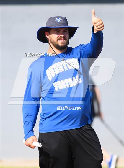 Thumbnail 1 in Mesquite vs. Sunnyside (Cactus Duel Out West 7-on-7 Tournament) photogallery.