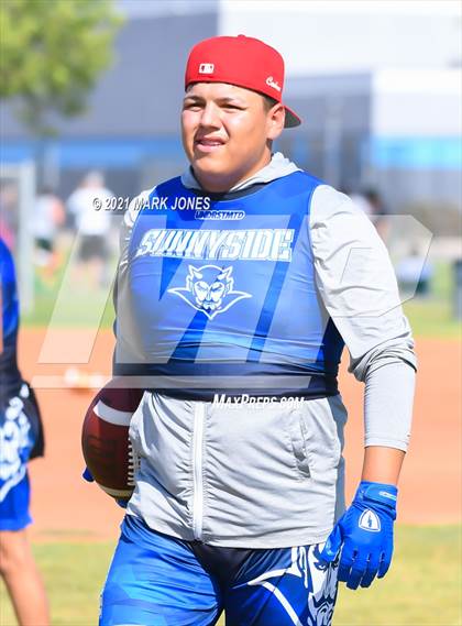 Thumbnail 3 in Mesquite vs. Sunnyside (Cactus Duel Out West 7-on-7 Tournament) photogallery.
