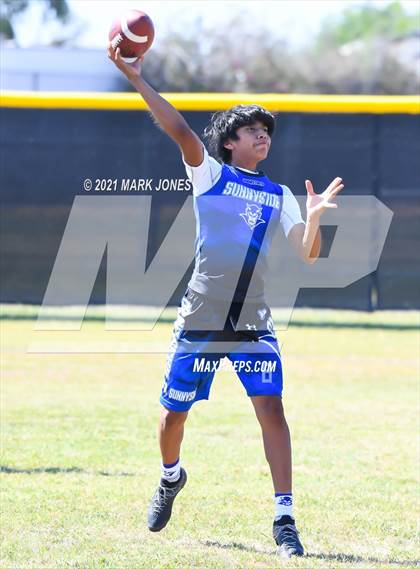 Thumbnail 3 in Mesquite vs. Sunnyside (Cactus Duel Out West 7-on-7 Tournament) photogallery.