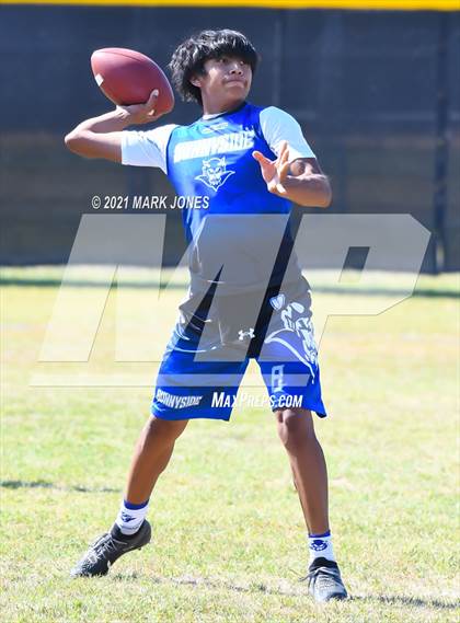 Thumbnail 2 in Mesquite vs. Sunnyside (Cactus Duel Out West 7-on-7 Tournament) photogallery.