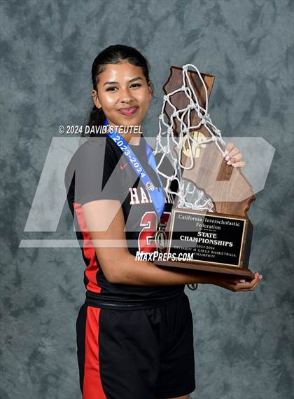 Thumbnail 1 in Harvard-Westlake (CIF State D2 Awards) photogallery.