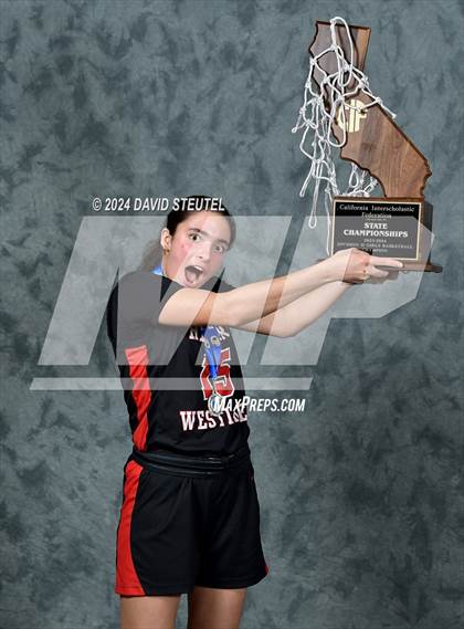 Thumbnail 1 in Harvard-Westlake (CIF State D2 Awards) photogallery.
