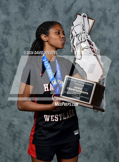 Thumbnail 1 in Harvard-Westlake (CIF State D2 Awards) photogallery.