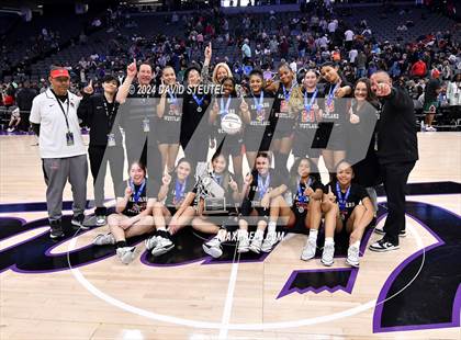 Thumbnail 3 in Harvard-Westlake (CIF State D2 Awards) photogallery.