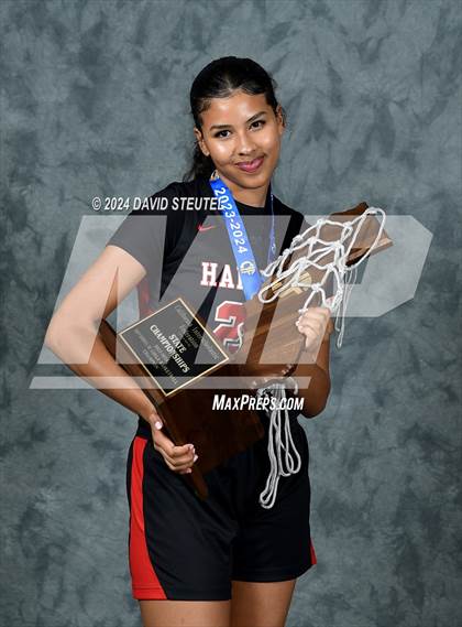 Thumbnail 2 in Harvard-Westlake (CIF State D2 Awards) photogallery.