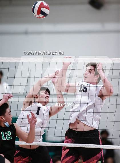 Thumbnail 1 in  Chatsworth @ Granada Hills Charter photogallery.