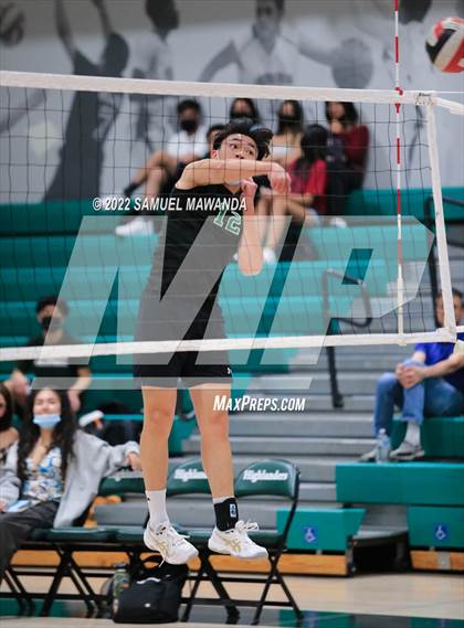 Thumbnail 1 in  Chatsworth @ Granada Hills Charter photogallery.