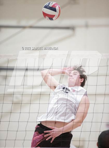Thumbnail 1 in  Chatsworth @ Granada Hills Charter photogallery.