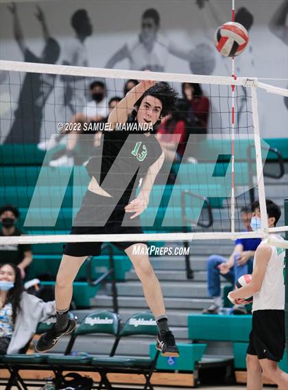Thumbnail 1 in  Chatsworth @ Granada Hills Charter photogallery.
