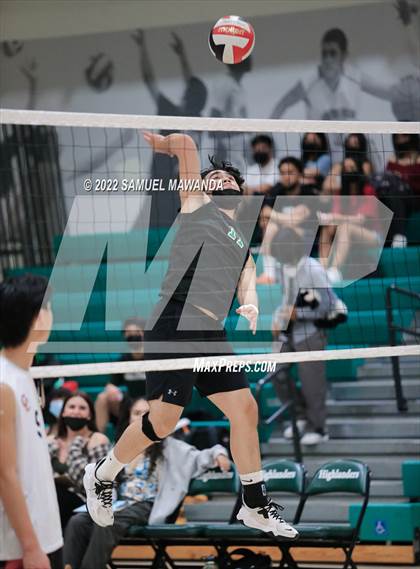 Thumbnail 1 in  Chatsworth @ Granada Hills Charter photogallery.