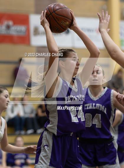 Thumbnail 3 in Petaluma vs Windsor (Windsor Holiday Classic) photogallery.